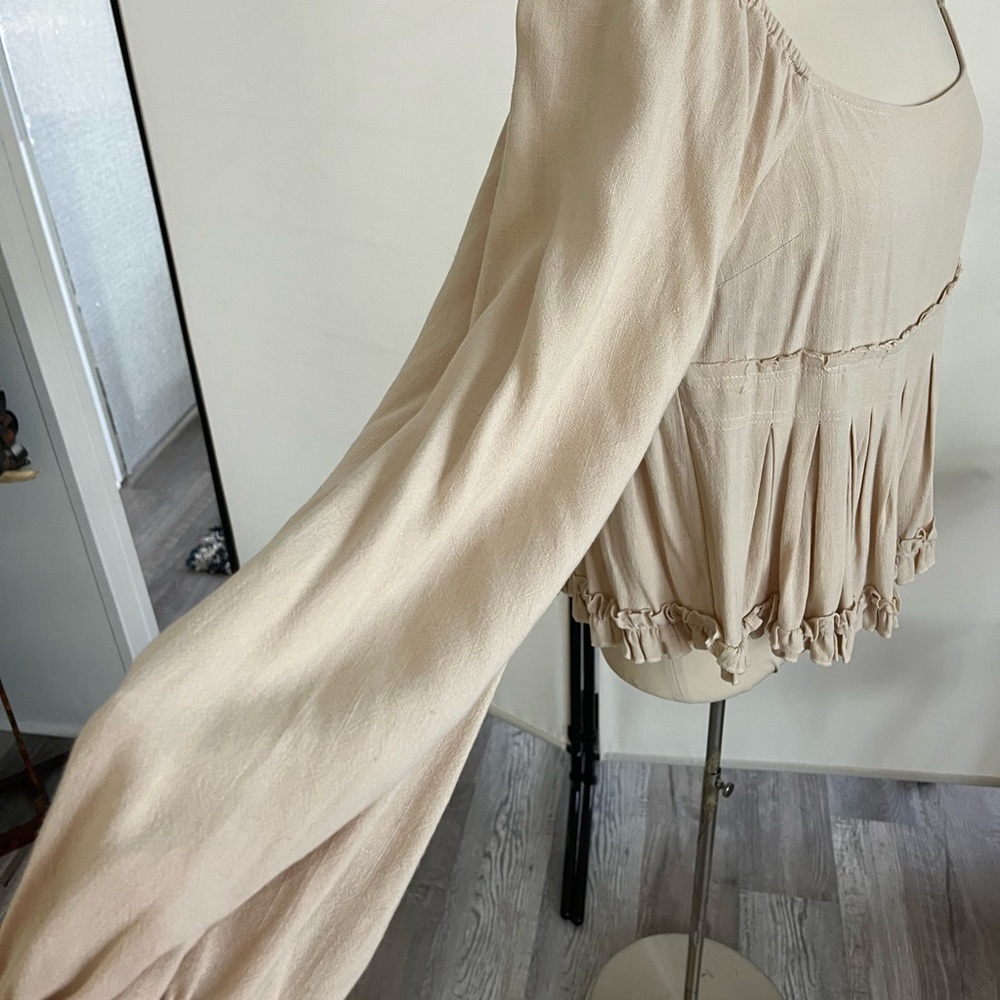 Unique top - Picture 5 of 5